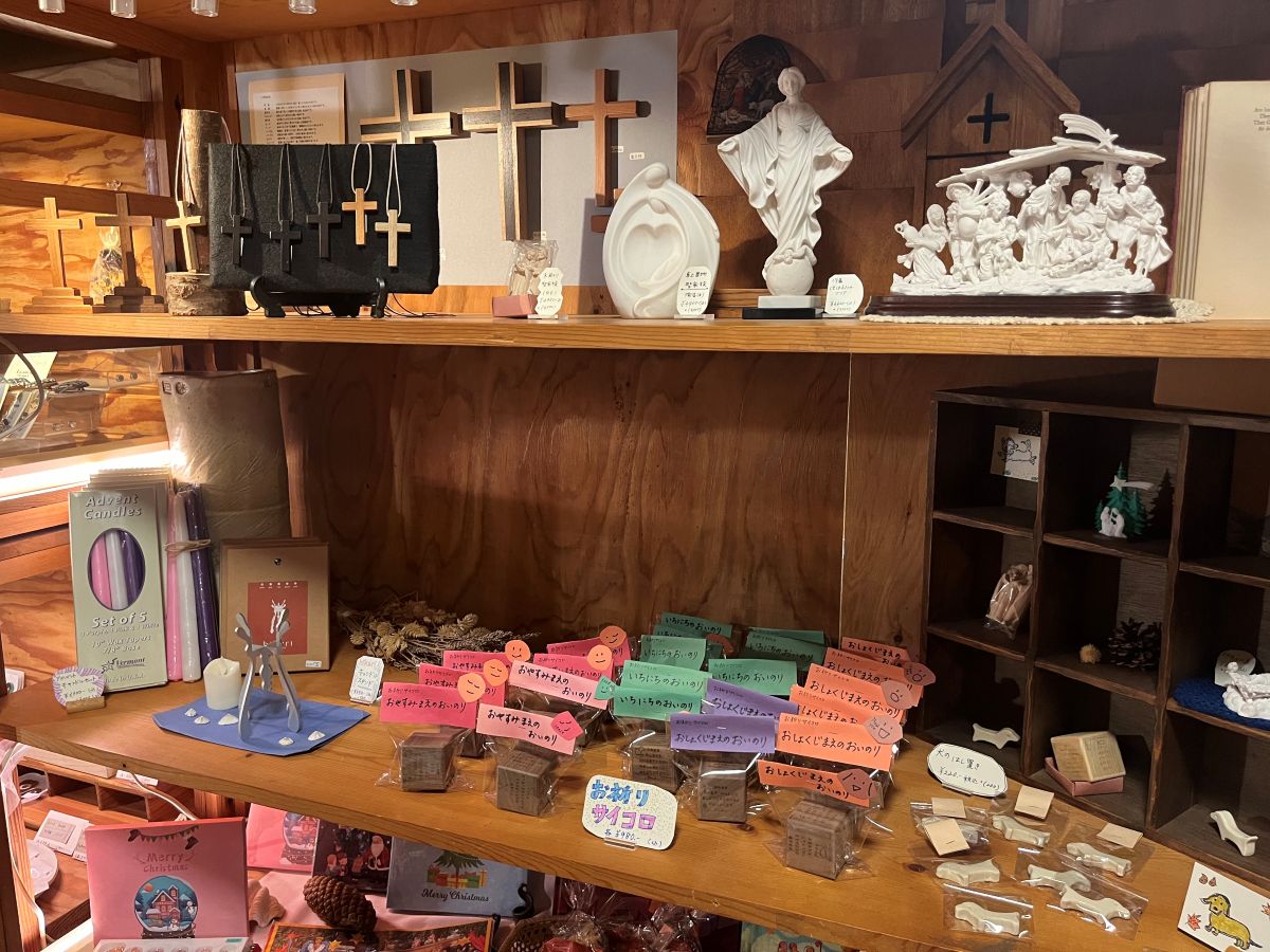 ポール・ラッシュ記念館ショップコーナーの本物のクリスマスアイテム