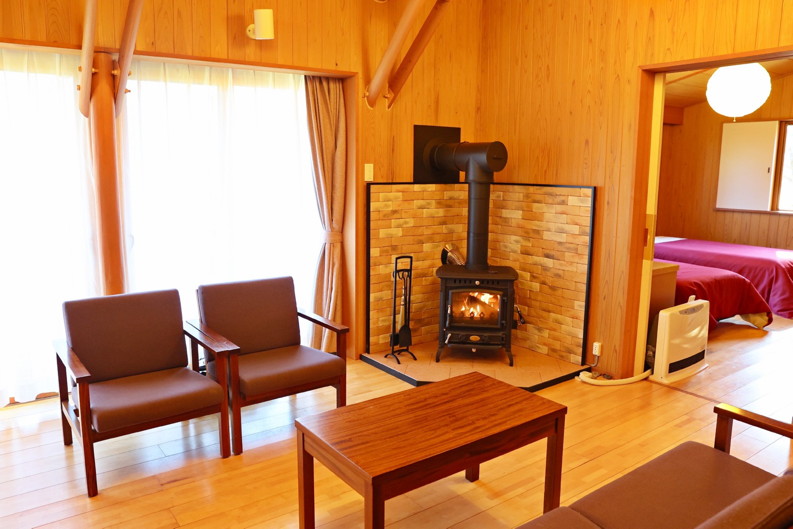 デラックスコテージ 広々とした独立空間