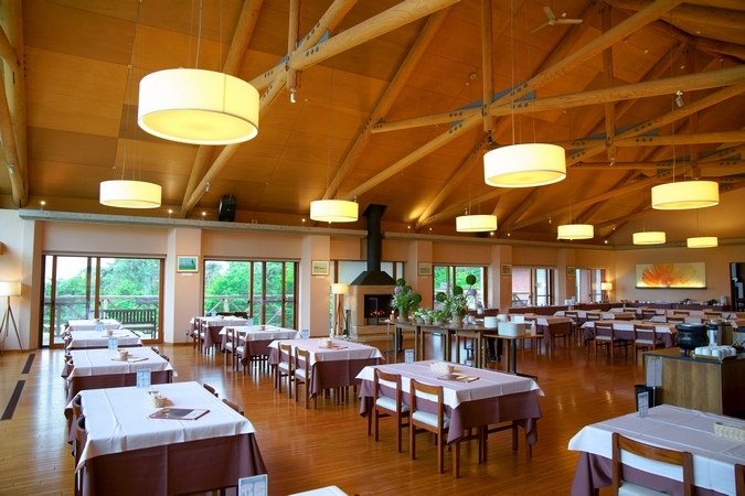 清泉寮新館レストラン